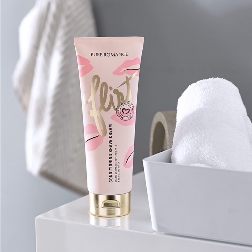 Coochy- Truly Sexy Flirt